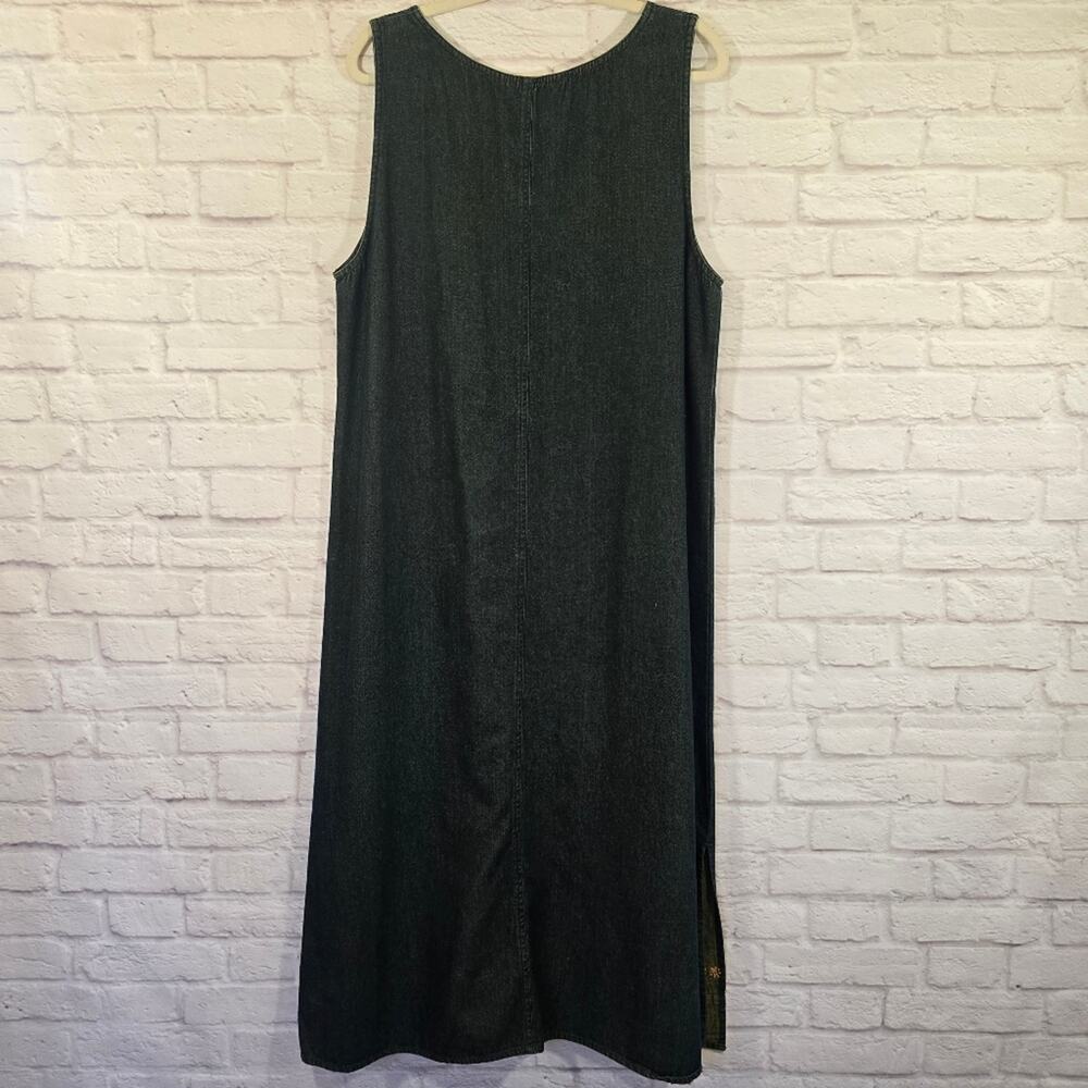 Sleeveless Black Embroidered Midi Dress - Floral Accent - Picture 5 of 8